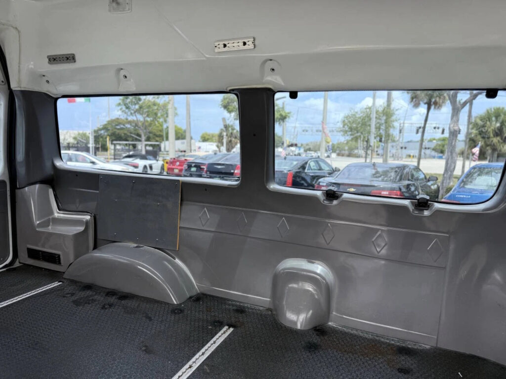 2007 Ford E-250