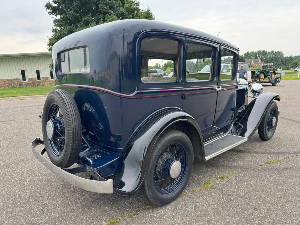 1931 DeSoto Six Sedan