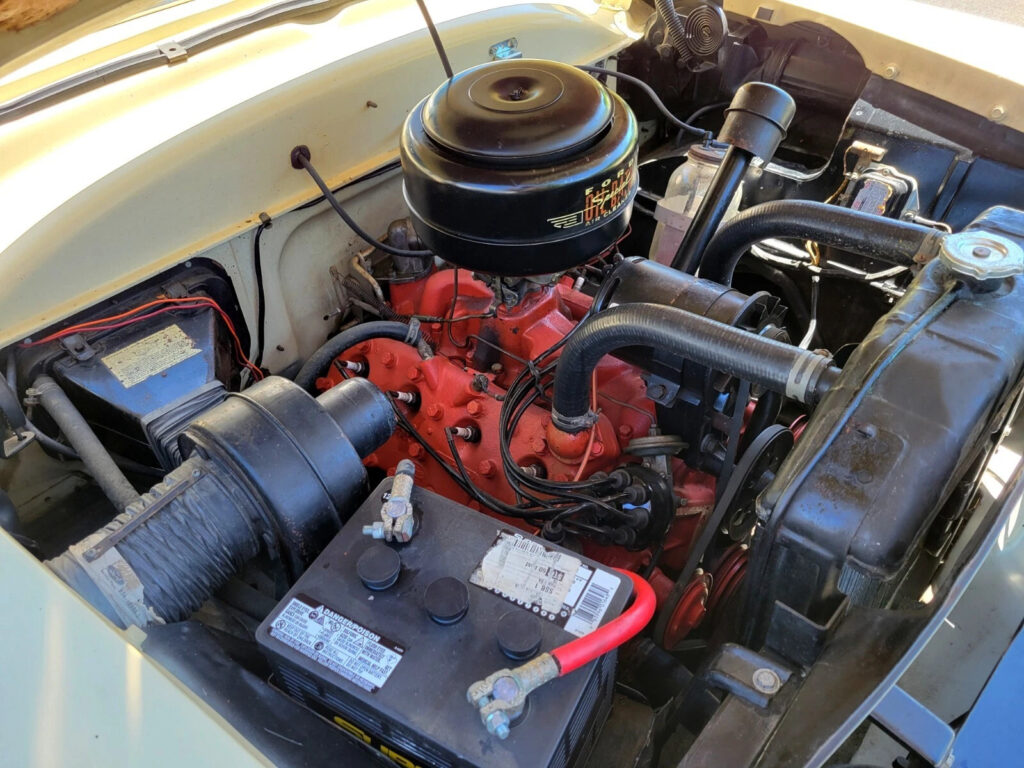 1953 Ford Crestline