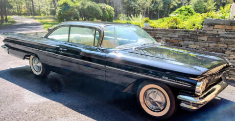 1960 Pontiac Bonneville for sale