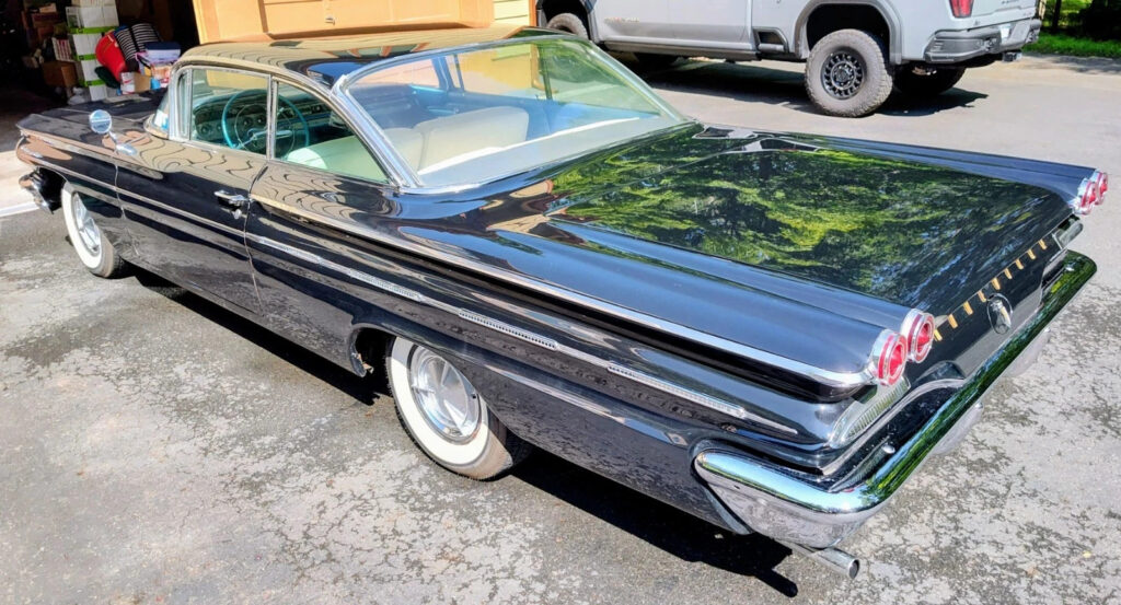1960 Pontiac Bonneville