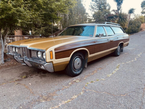 1972 Ford Country Squire for sale