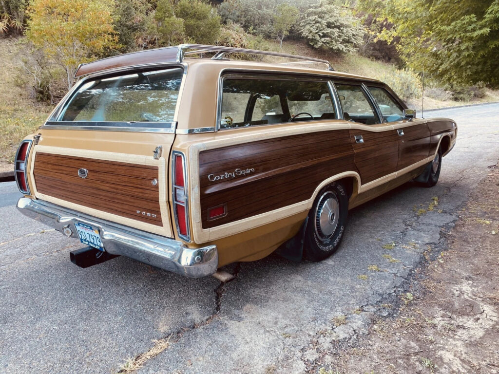 1972 Ford Country Squire