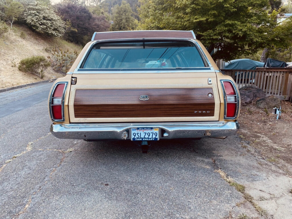 1972 Ford Country Squire
