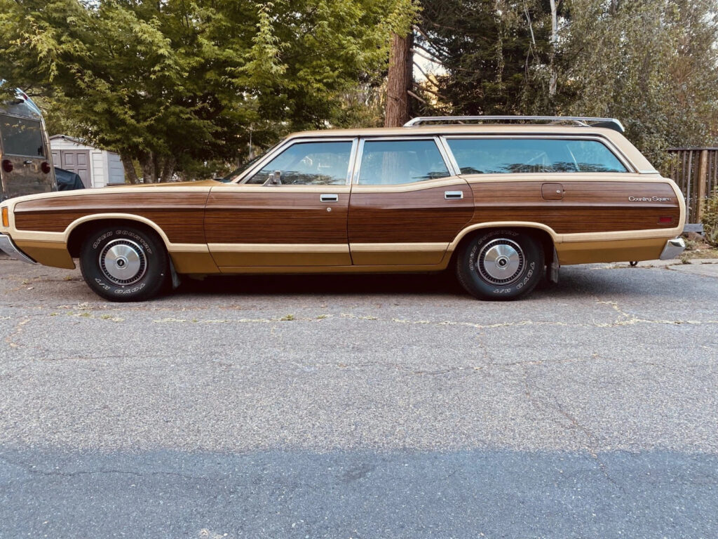 1972 Ford Country Squire