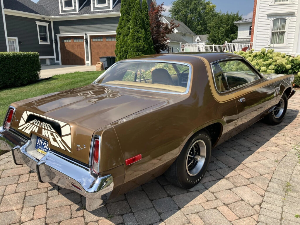 1975 Plymouth Road Runner