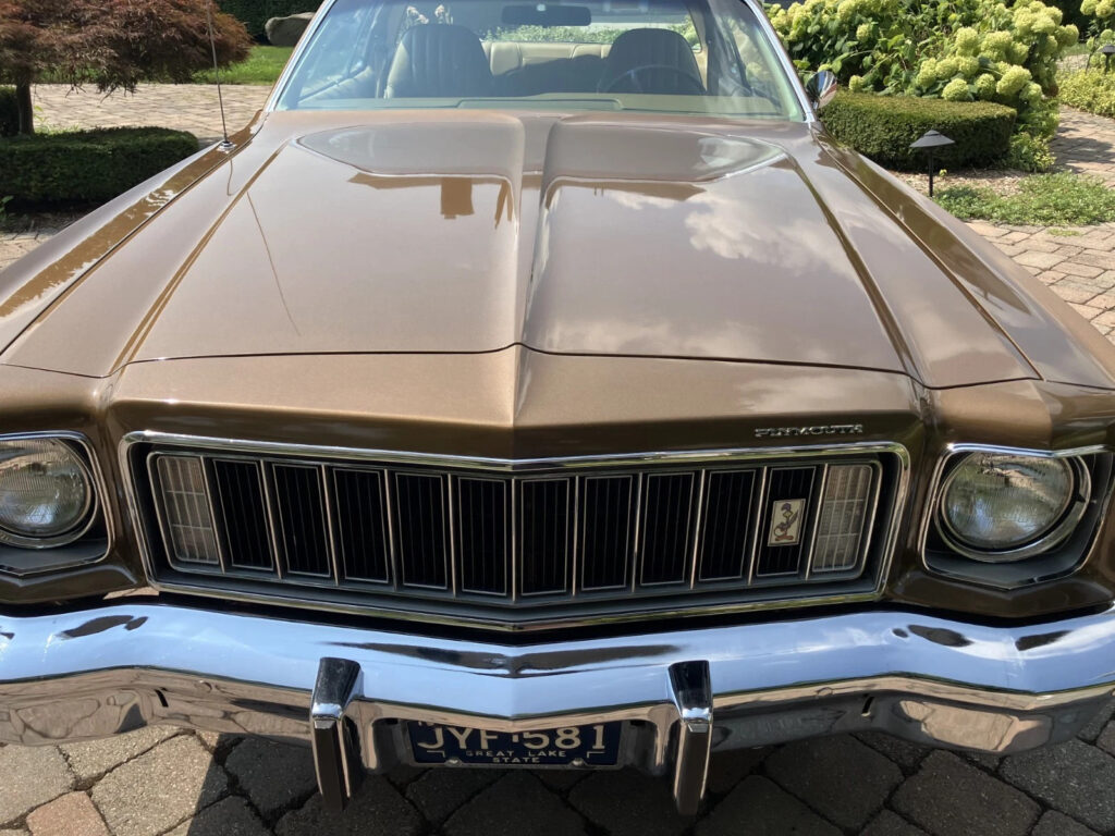 1975 Plymouth Road Runner