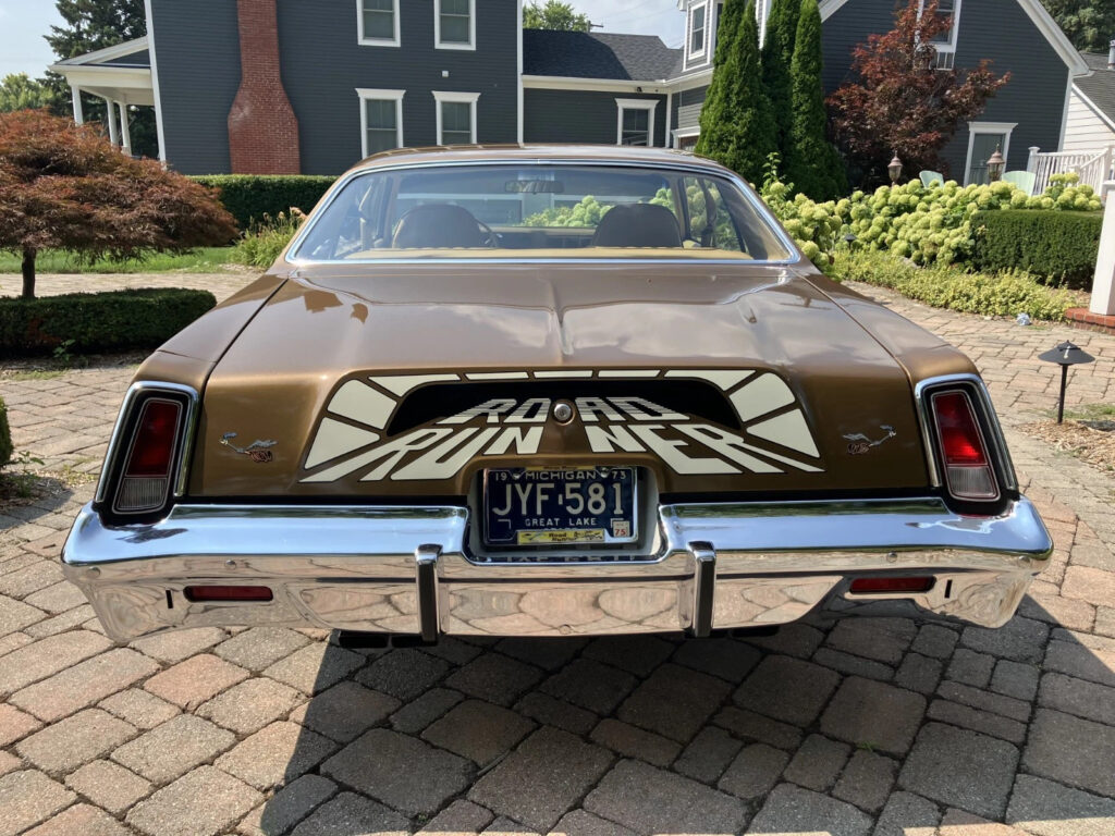 1975 Plymouth Road Runner