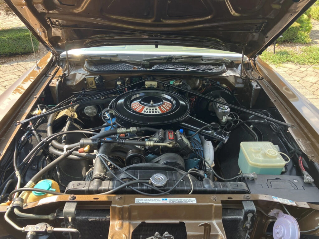 1975 Plymouth Road Runner
