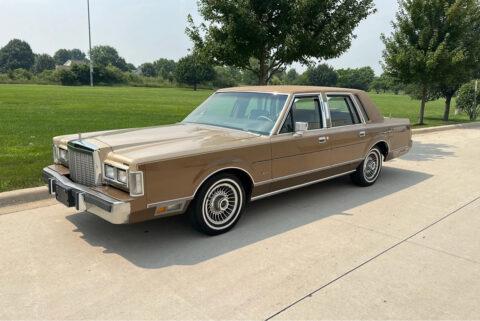 1986 Lincoln Town Car for sale
