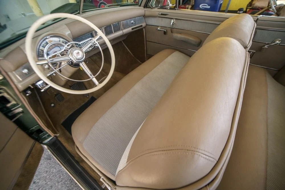 1951 Chrysler New Yorker Convertible