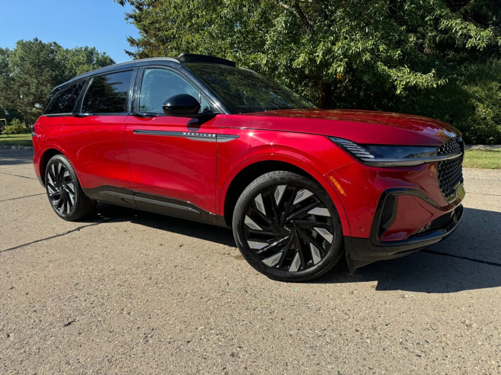 2024 Lincoln Nautilus
