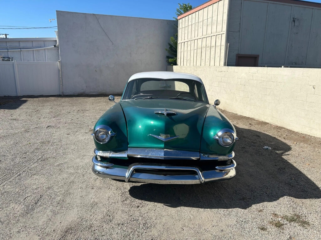 1953 Kaiser Manhattan