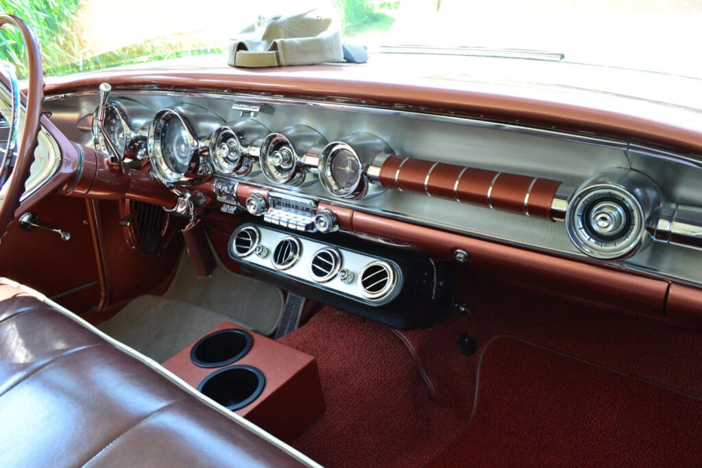 1958 Pontiac Starchief