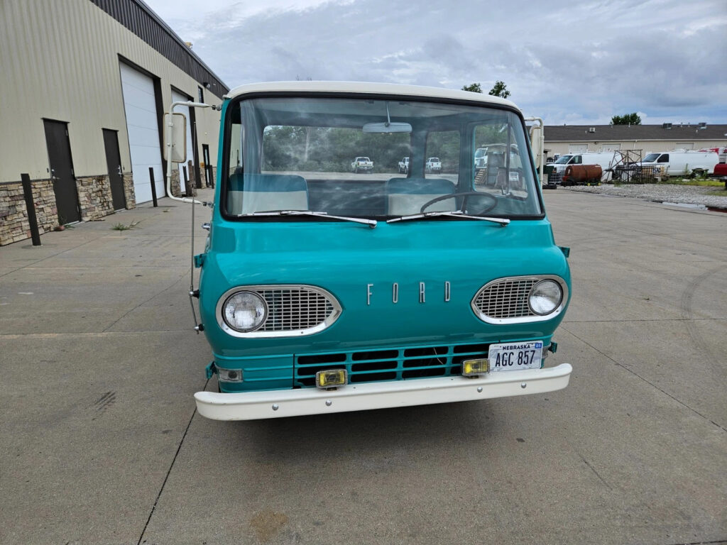 1961 Ford Econoline