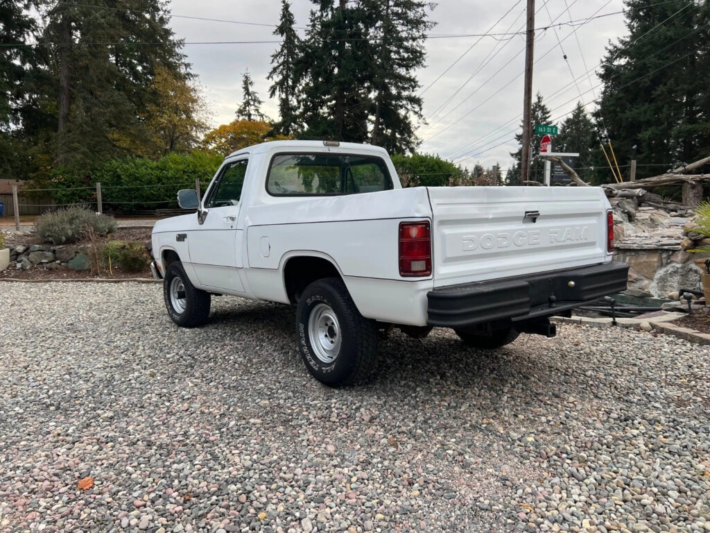 1990 Dodge Ram