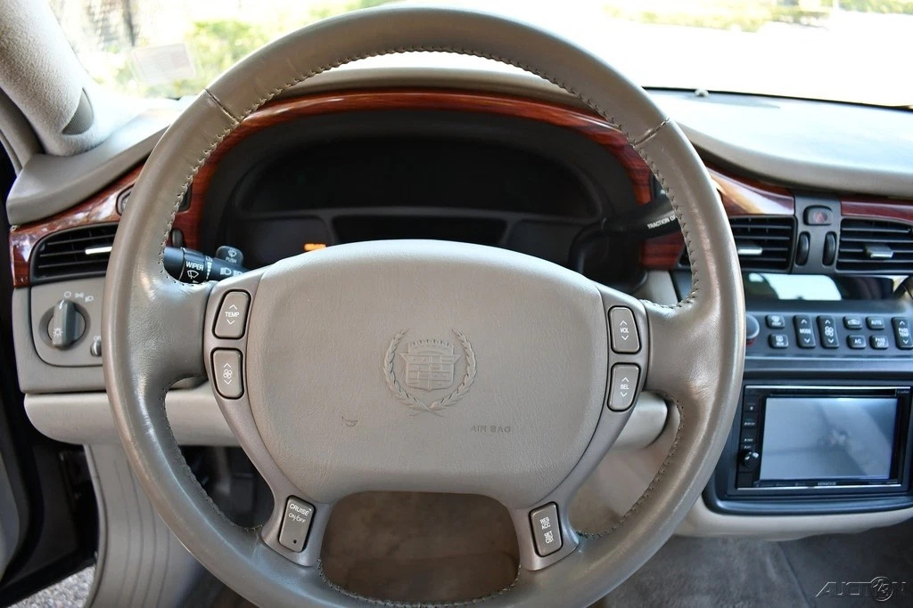 2000 Cadillac DeVille