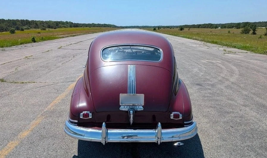1946 Pontiac Streamliner